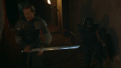 extant_GameOfThrones_3x09-TheRainsOfCastamere_2856