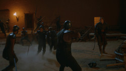 extant_GameOfThrones_3x09-TheRainsOfCastamere_2891