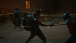 extant_GameOfThrones_3x09-TheRainsOfCastamere_2918