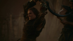 extant_GameOfThrones_3x09-TheRainsOfCastamere_2922