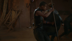 extant_GameOfThrones_3x09-TheRainsOfCastamere_2930