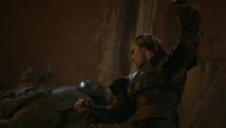 extant_GameOfThrones_3x09-TheRainsOfCastamere_2932