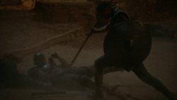 extant_GameOfThrones_3x09-TheRainsOfCastamere_2942