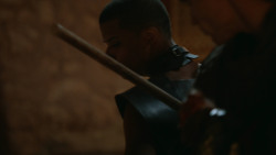 extant_GameOfThrones_3x09-TheRainsOfCastamere_2965