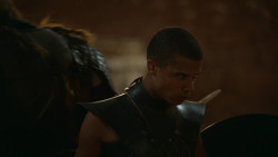 extant_GameOfThrones_3x09-TheRainsOfCastamere_2972