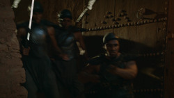 extant_GameOfThrones_3x09-TheRainsOfCastamere_2984