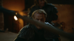 extant_GameOfThrones_3x09-TheRainsOfCastamere_2986