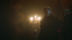 extant_GameOfThrones_3x09-TheRainsOfCastamere_3026