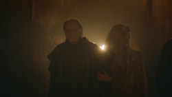 extant_GameOfThrones_3x09-TheRainsOfCastamere_3029