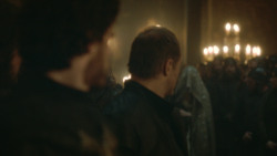extant_GameOfThrones_3x09-TheRainsOfCastamere_3078