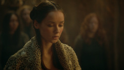 extant_GameOfThrones_3x09-TheRainsOfCastamere_3145