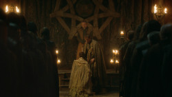 extant_GameOfThrones_3x09-TheRainsOfCastamere_3170