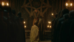 extant_GameOfThrones_3x09-TheRainsOfCastamere_3171