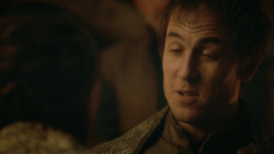 extant_GameOfThrones_3x09-TheRainsOfCastamere_3181