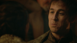 extant_GameOfThrones_3x09-TheRainsOfCastamere_3182