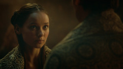 extant_GameOfThrones_3x09-TheRainsOfCastamere_3184