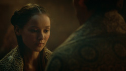 extant_GameOfThrones_3x09-TheRainsOfCastamere_3186