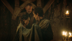 extant_GameOfThrones_3x09-TheRainsOfCastamere_3199