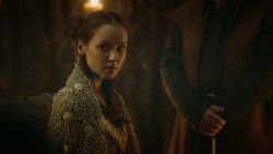 extant_GameOfThrones_3x09-TheRainsOfCastamere_3205