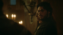 extant_GameOfThrones_3x09-TheRainsOfCastamere_3214