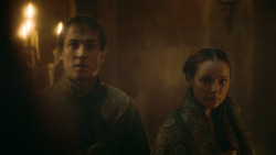 extant_GameOfThrones_3x09-TheRainsOfCastamere_3232