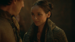 extant_GameOfThrones_3x09-TheRainsOfCastamere_3239