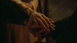 extant_GameOfThrones_3x09-TheRainsOfCastamere_3250