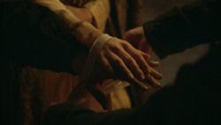 extant_GameOfThrones_3x09-TheRainsOfCastamere_3251