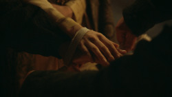extant_GameOfThrones_3x09-TheRainsOfCastamere_3253