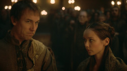 extant_GameOfThrones_3x09-TheRainsOfCastamere_3268