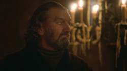 extant_GameOfThrones_3x09-TheRainsOfCastamere_3298