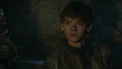 extant_GameOfThrones_3x09-TheRainsOfCastamere_3338