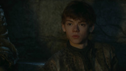 extant_GameOfThrones_3x09-TheRainsOfCastamere_3340