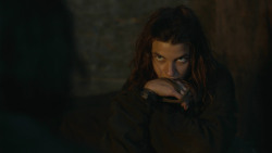 extant_GameOfThrones_3x09-TheRainsOfCastamere_3368
