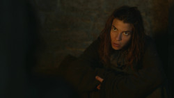 extant_GameOfThrones_3x09-TheRainsOfCastamere_3424