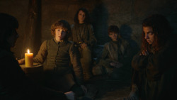 extant_GameOfThrones_3x09-TheRainsOfCastamere_3430