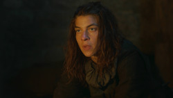 extant_GameOfThrones_3x09-TheRainsOfCastamere_3438