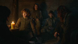 extant_GameOfThrones_3x09-TheRainsOfCastamere_3472