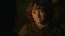 extant_GameOfThrones_3x09-TheRainsOfCastamere_3505