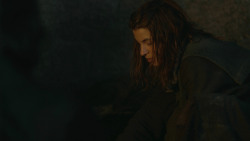 extant_GameOfThrones_3x09-TheRainsOfCastamere_3532