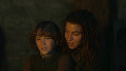 extant_GameOfThrones_3x09-TheRainsOfCastamere_3553