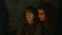 extant_GameOfThrones_3x09-TheRainsOfCastamere_3557