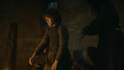 extant_GameOfThrones_3x09-TheRainsOfCastamere_3631