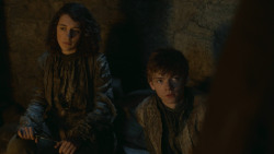extant_GameOfThrones_3x09-TheRainsOfCastamere_3642