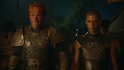 extant_GameOfThrones_3x09-TheRainsOfCastamere_3746