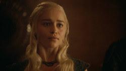 extant_GameOfThrones_3x09-TheRainsOfCastamere_3756