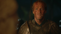 extant_GameOfThrones_3x09-TheRainsOfCastamere_3767