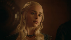 extant_GameOfThrones_3x09-TheRainsOfCastamere_3775