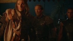 extant_GameOfThrones_3x09-TheRainsOfCastamere_3785
