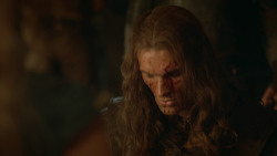 extant_GameOfThrones_3x09-TheRainsOfCastamere_3799